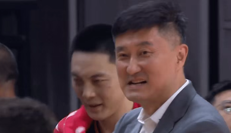 百家乐下载-广东狂输40分创5悲催纪录：外线崩盘杜锋无奈苦笑 3主力仍养伤